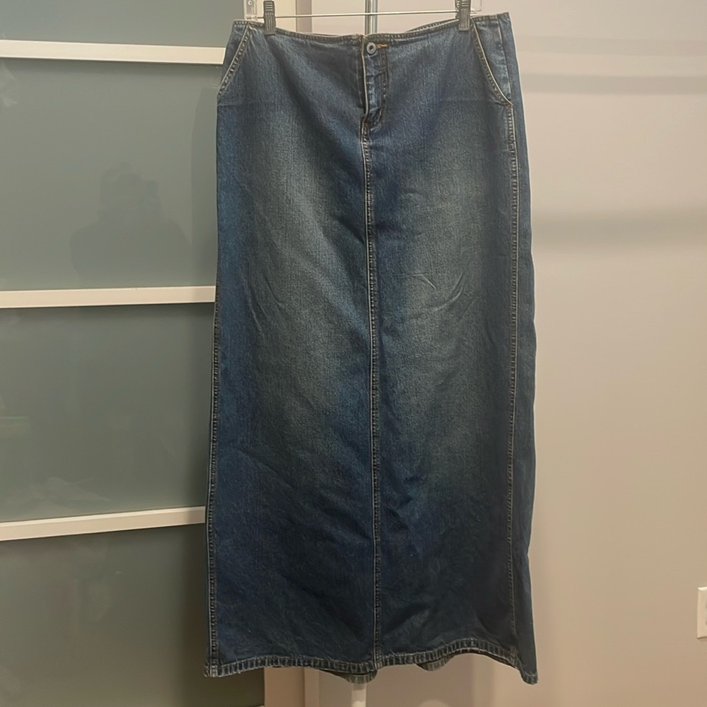 Guess Jeans Y2K Long Denim Skirt With Pockets, Midi Jean Skirt, EUC